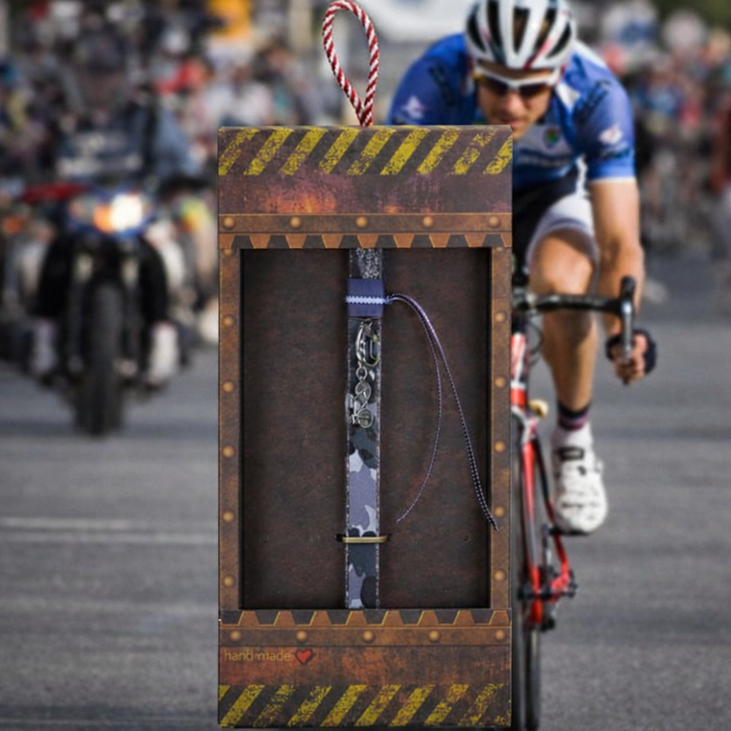 Λαμπάδα Μπρελόκ on wheels - Ποδήλατο